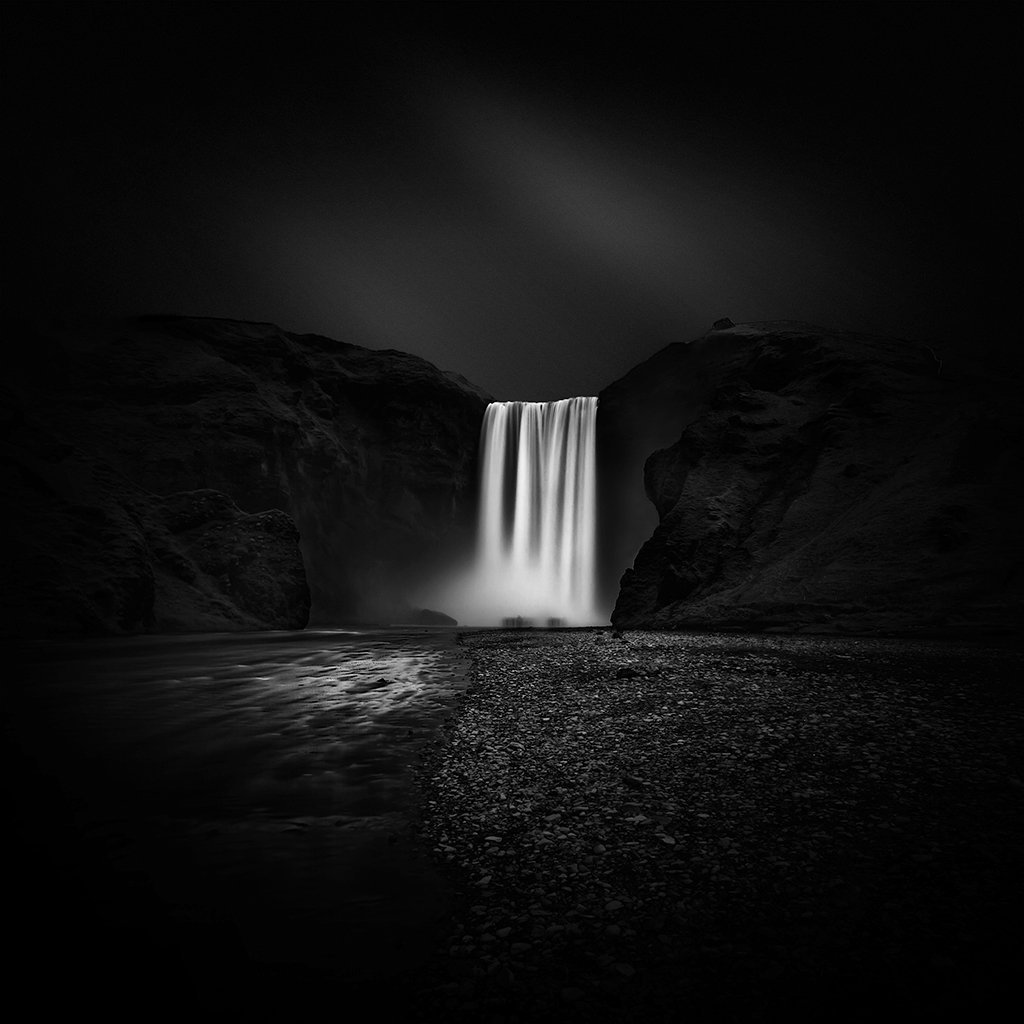 Skogafoss - BW - SZP - JK (2)